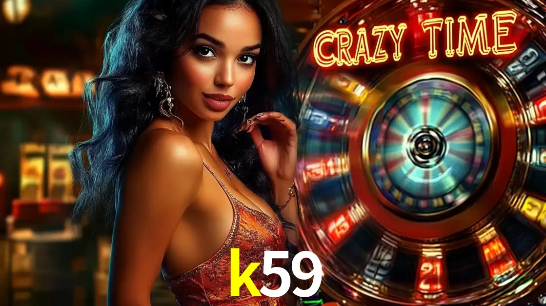 Mulher elegante ao lado da vibrante roda da fortuna do jogo de cassino ao vivo Crazy Time, um dos game shows mais populares e cheios de prêmios do k59.